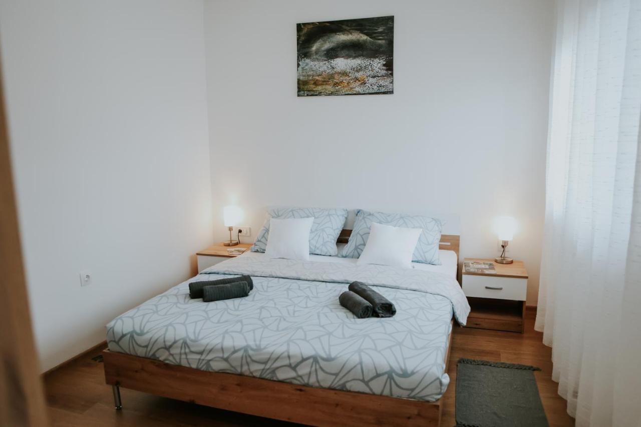 Apartman Nikola Gospić Eksteriør billede